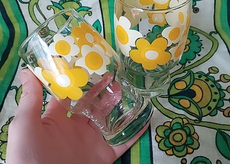 佐々木ガラス･黄色のお花グラス
