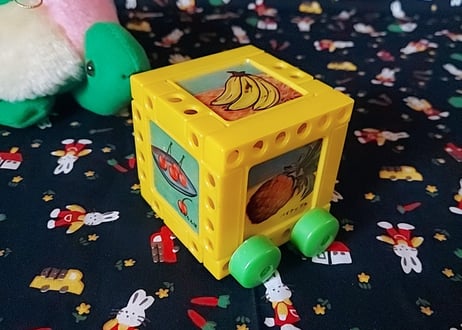タイヤ付き文字遊び🍎🍊🍈🍉🍇果物