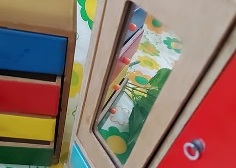 昭和30～40年代👧女の子とチューリップのままごと箪笥