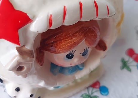 りんごのお家🍎女の子の陶器の貯金箱