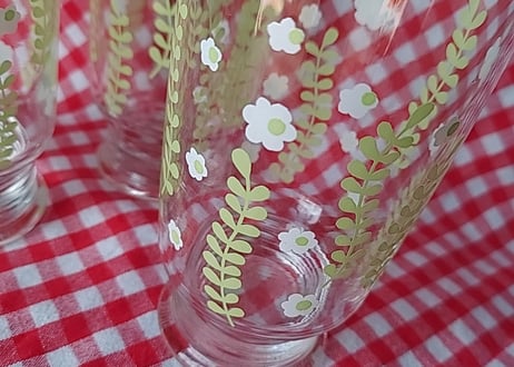 東洋硝子・葉っぱとお花のグラス