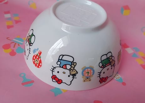 1994年SANRIO🎀キティちゃんのプラスティックお茶碗