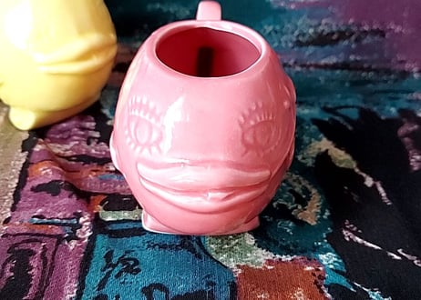 1960年代°･🐠人面シュールな魚のポット  ピンク