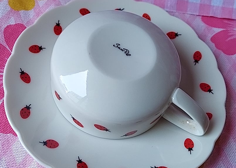 Sanrio・ストロベリーファンタジア🍓ティーセット | あんちーくKIDAN STORE