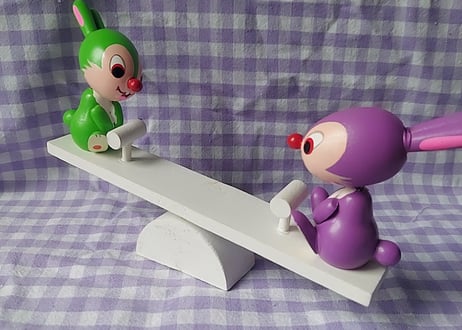 Disney漫画こけし･とん助のシーソー