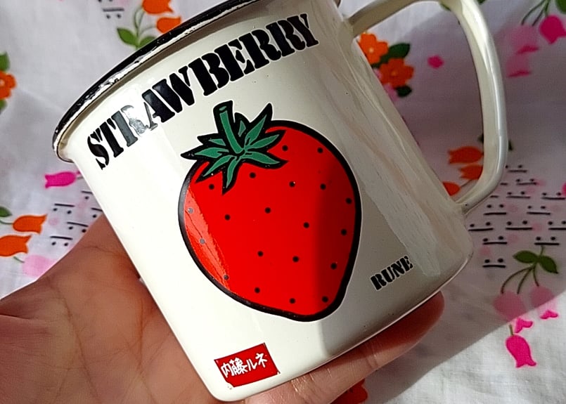 内藤ルネ🍓いちごのホーローカップ | あんちーくKIDAN STORE