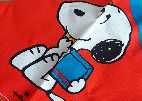Hallmarkサンリオ製・SNOOPYのハンカチ