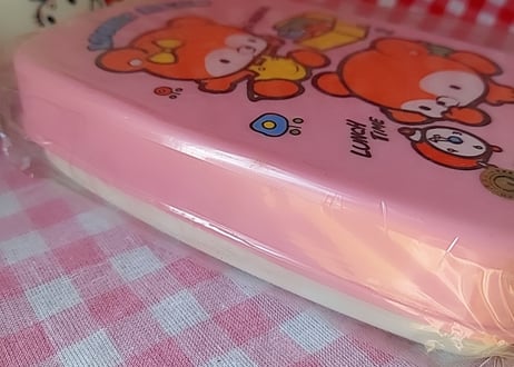 プラスティック製、くまちゃんのお弁当箱