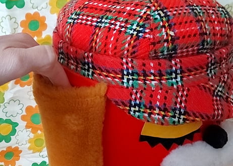わんこのベレー帽が蓋のマスコットBOX