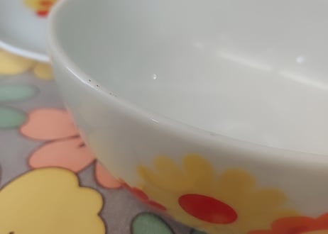 お花ポップな陶器のスープカップ
