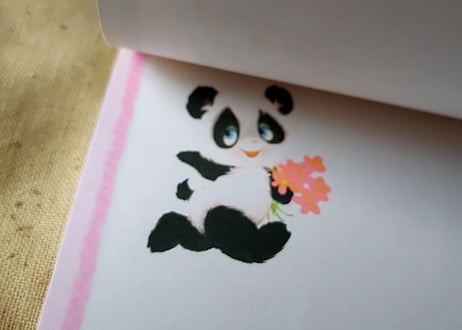 Hallmark製、雫パンダmemo