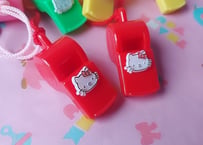 JAPAN🇯🇵キティちゃん風🍎ホイッスルペンダント