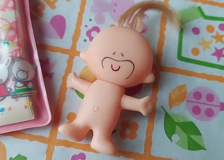 SANRIO製・小さな赤ちゃんソフビマスコット