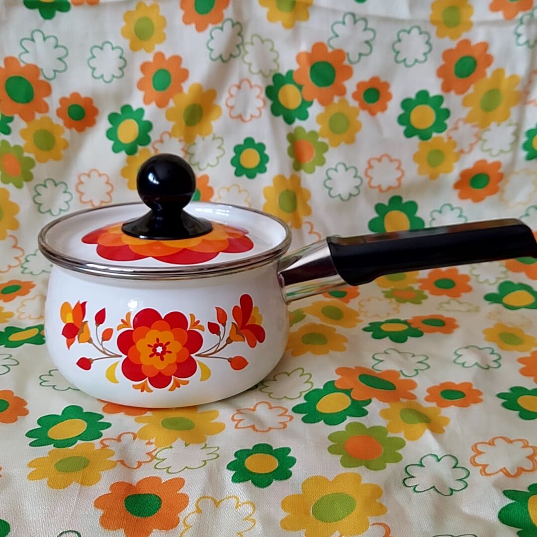 マルビシ・暖色Flower❁❀✿ホーロー片手鍋 | あんちーくKIDAN STORE