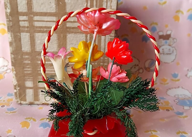 昭和20～30・セルロイド細工の花籠 | あんちーくKIDAN STORE