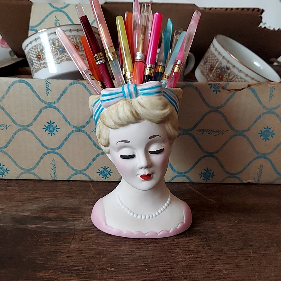 ラデュレ レア ヘッドベース ブラッシュホルダー レディーヘッドベース