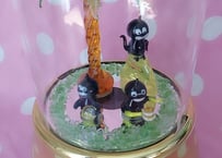 ドーム入り硝子細工🌴黒んぼのオルゴール