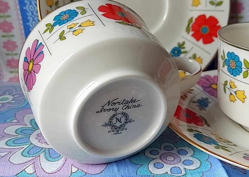 ノリタケ　アイボリーチャイナ　食器　9点セット NORITAKE ノリタケ アイボリーチャイナ イエロー系小花柄 洋皿 26.5cm