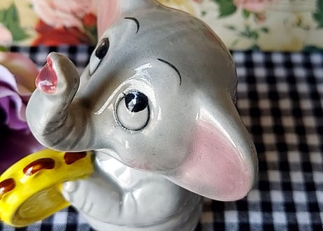 輸出用🐘タンバリンを叩くゾウ🐘