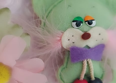 ピンクの羽の髭🩷猫ちゃんマスコット