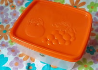 FANTA🍊.*゜フルーツエンボスのタッパー