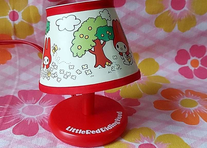 1975年・マイメロディ🐰小さな卓上ランプ | あんちーくKIDAN STORE