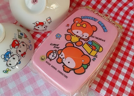 プラスティック製、くまちゃんのお弁当箱