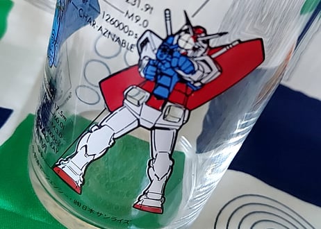 SUNTORY ade・ガンダムグラス