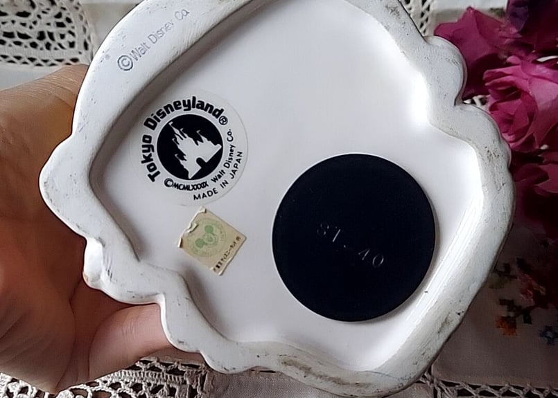 【激レア】東京ディズニーランド限定くまのプーさん 陶器 貯金箱 激レア】東京ディズニーランド限定くまのプーさん 陶器 貯金箱