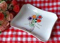 ピカソ💐陶器の花束トレイ