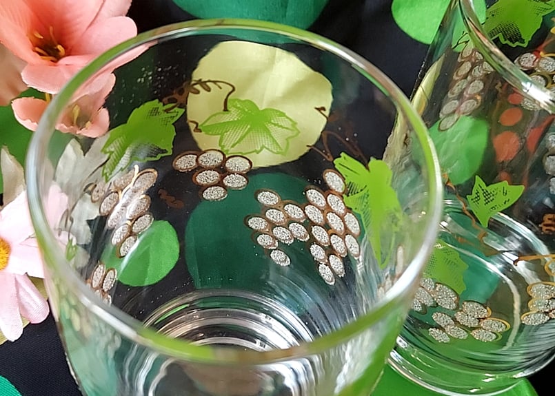 カメイ硝子・お砂糖みたいなつぶつぶの葡萄グラス | あんちーくKIDAN STORE