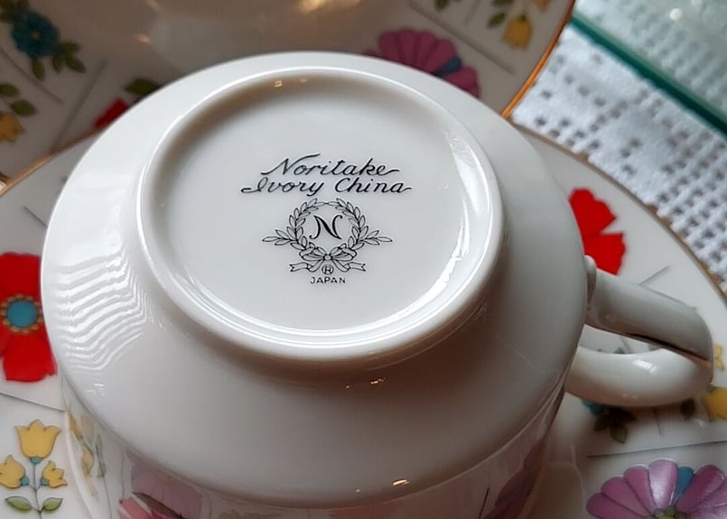 ノリタケ、アイボリーチャイナ✩.*˚花柄セット | あんちーく ノリタケ、アイボリーチャイナ✩.*˚花柄セット | あんちーく