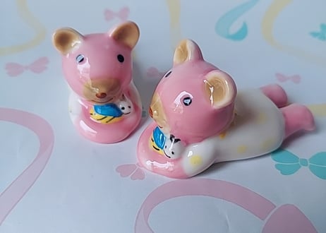 くまとみつばち🐝小さな陶器の置物