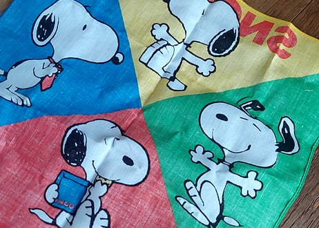 Hallmarkサンリオ製・SNOOPYのハンカチ