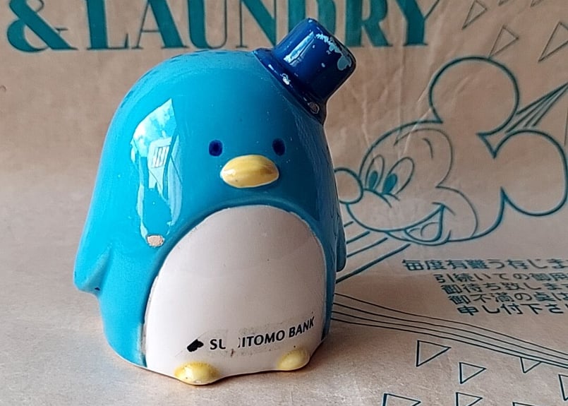 住友銀行×Sanrio・タキシードサム貯金箱 | あんちーくKIDAN STORE
