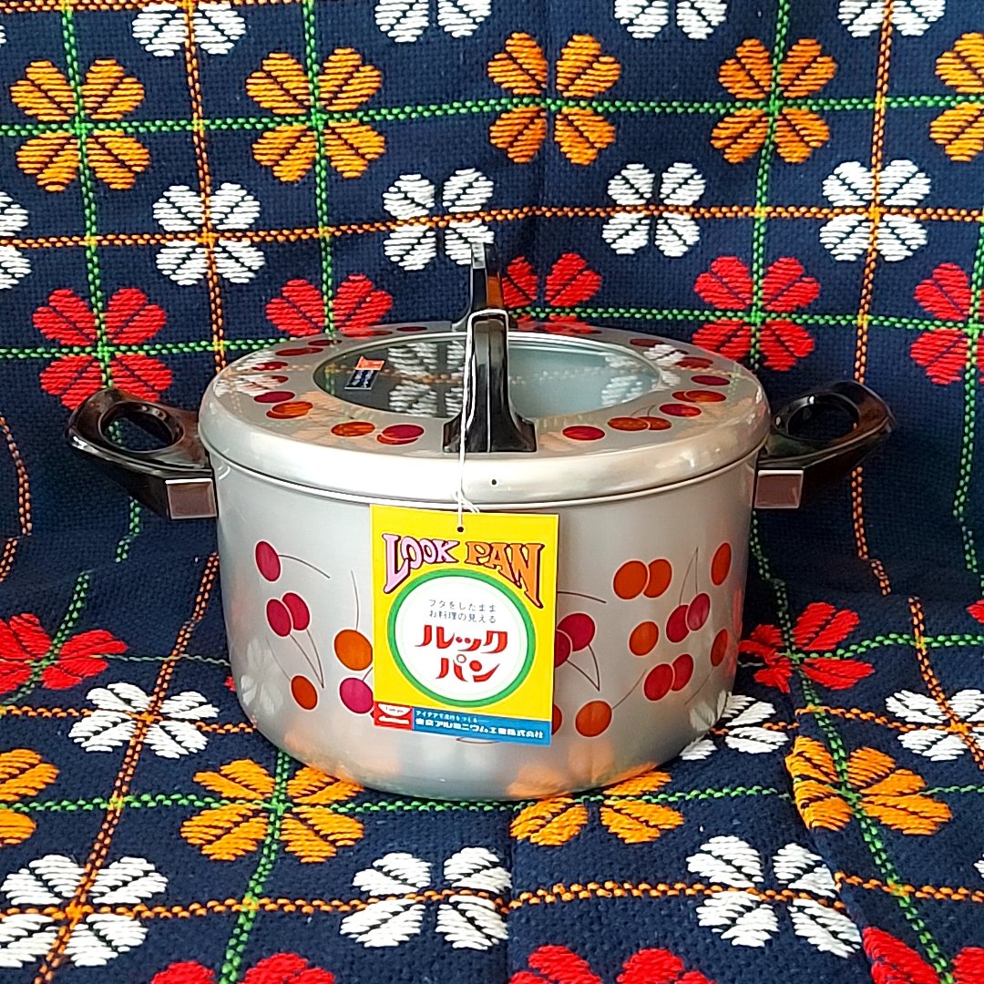 さくらんぼ柄🍒アルミの両手鍋 | あんちーくKIDAN STORE