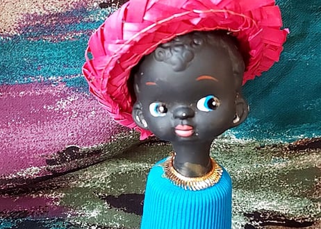 ブルーニットの黒子陶器