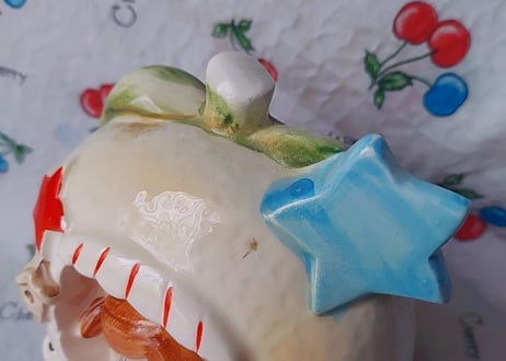 りんごのお家🍎女の子の陶器の貯金箱