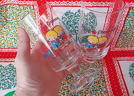 Petit🍎Passage 小さなカップルの足付きグラス