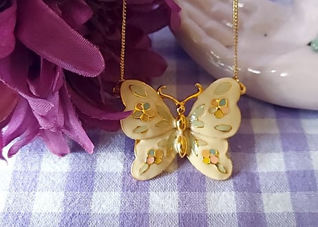 1970´s✩.*˚お花蝶々Vintageネックレス