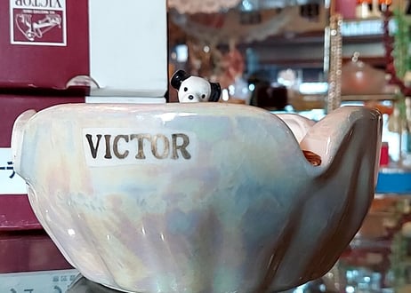 箱付き!!Victorチューリップ灰皿