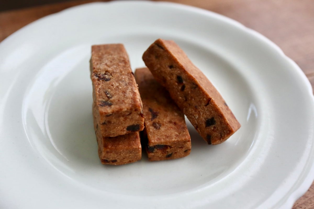 SHORT BREAD -Dried dates- | TiTRE