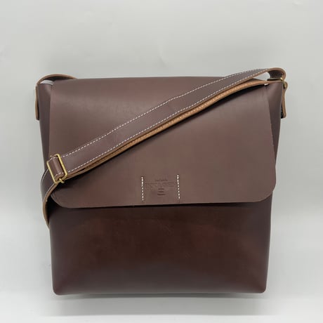 レザーフラップショルダーバッグL