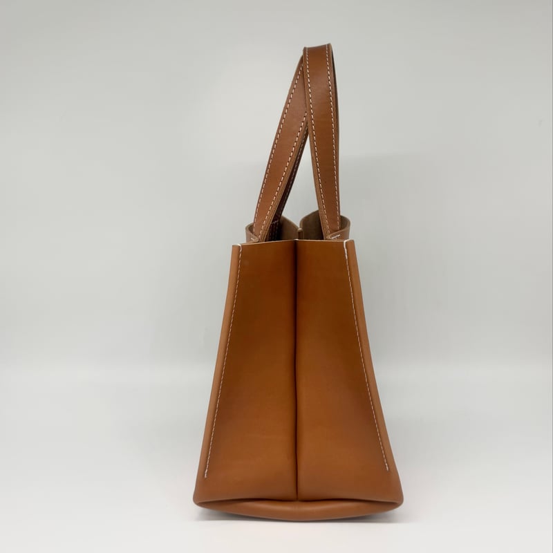 レザースクエアトートバッグ（ハンドメイド／ボックス型／マチ広め