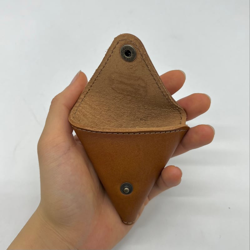 レザーさんかくコインケース（ハンドメイド／コンパクト／小物入れ