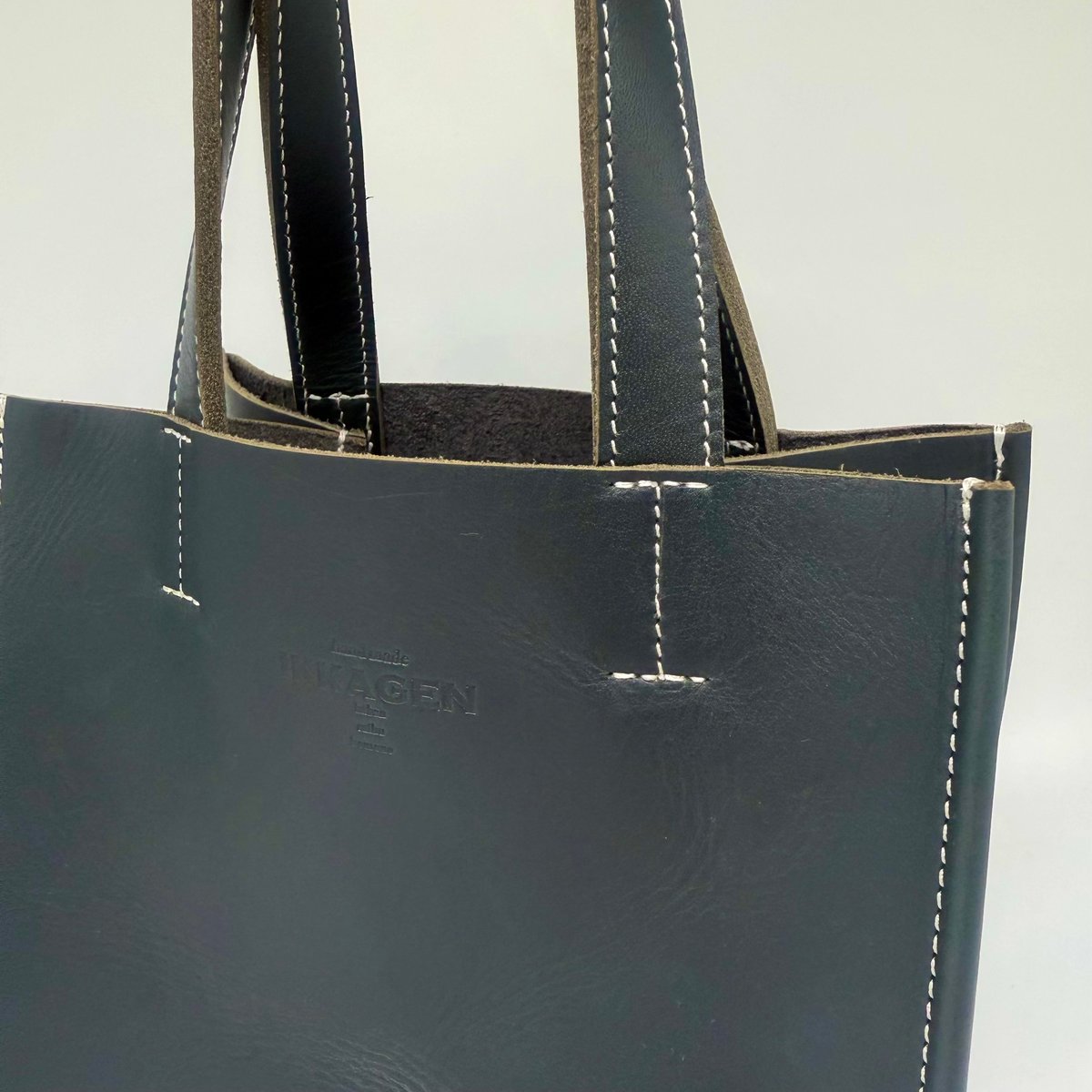 レザースクエアトートバッグ（ハンドメイド／ボックス型／マチ広め