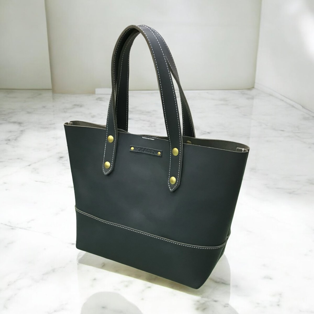❗️MCM ❗️ブラック レザートートバッグ トート & ショッパー | MCM® JP