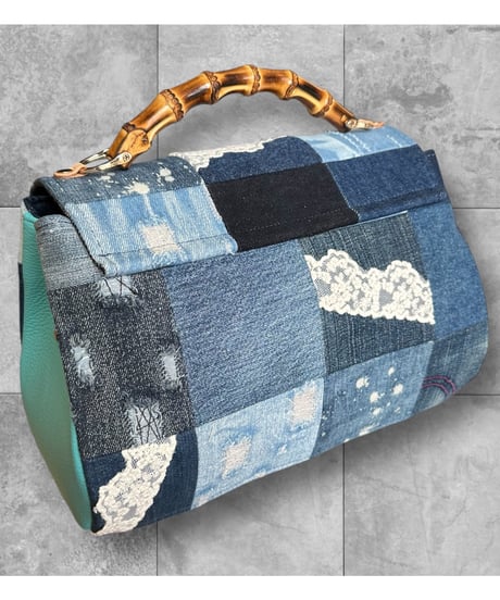 Carter messenger bag(リメイクデニムパッチワーク・ブルー)