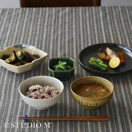 ペイヴ３寸小鉢