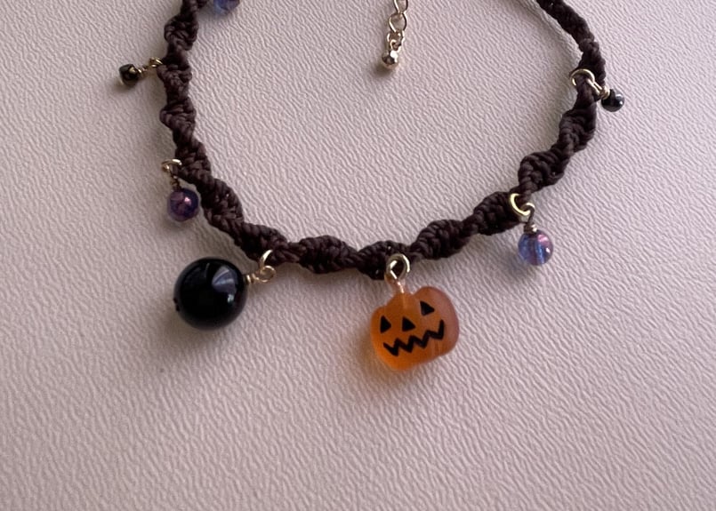 ☆ハロウィン魔除け特集 お化けかぼちゃのマクラメブレスレット（茶
